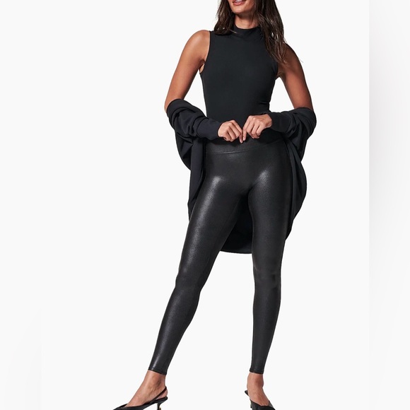 SPANX Pants - NWT SPANX Black Faux Leather Leggings Size XL